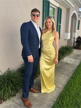 One-Shoulder Satin Evening Dress in Pale Yellow